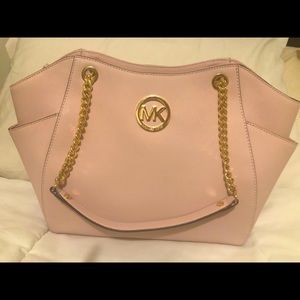 NWT. Brand new Authentic Michael Kors purse.